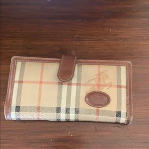 Burberry’s Wallet
